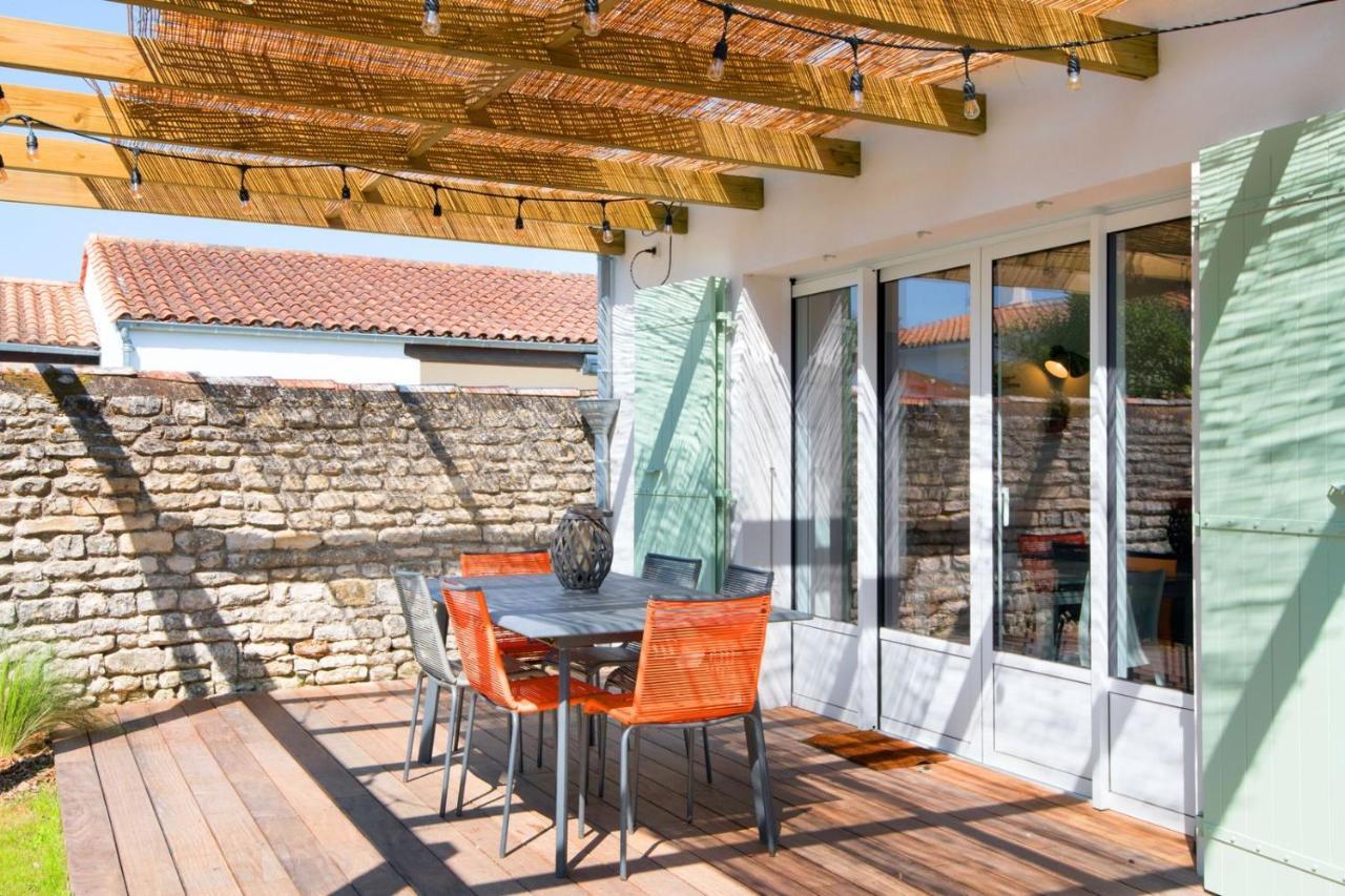 Villa Nola Contemporaine Et Spacieuse La Flotte Extérieur photo