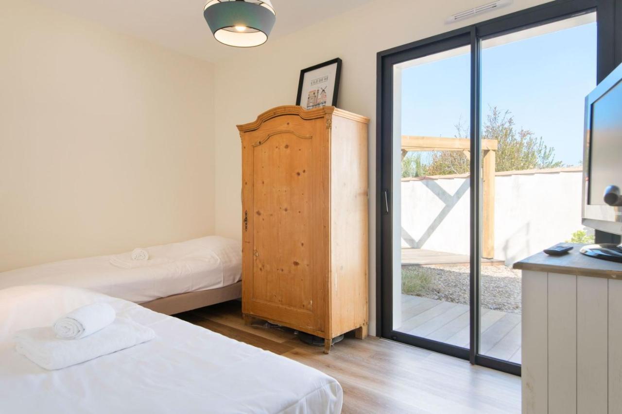 Villa Nola Contemporaine Et Spacieuse La Flotte Extérieur photo